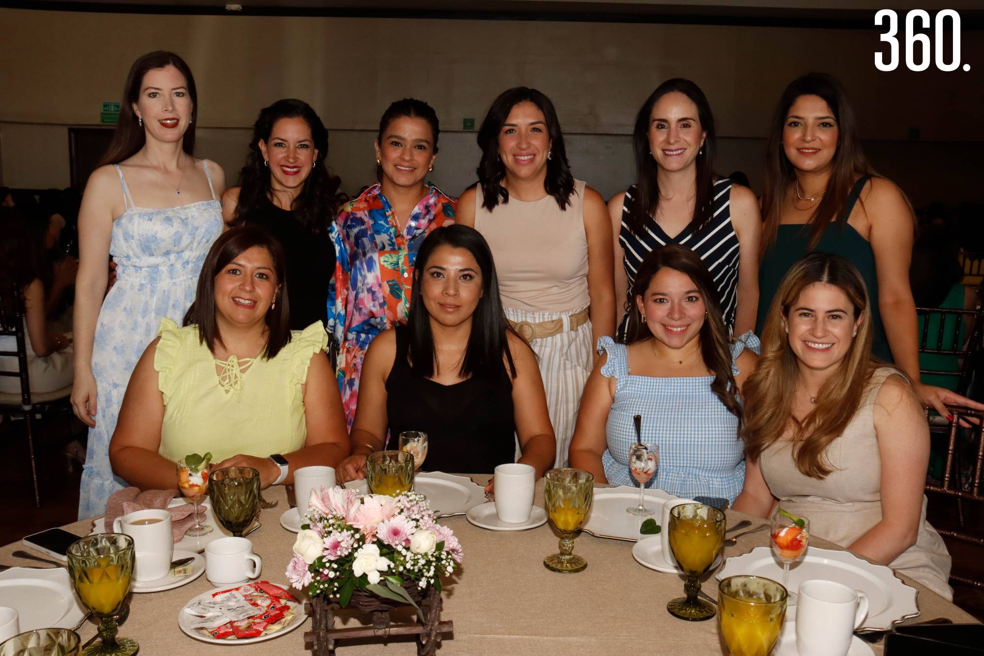 $!FESTEJAN DÍA DE LAS MADRES: INSTITUTO NORTH HILL