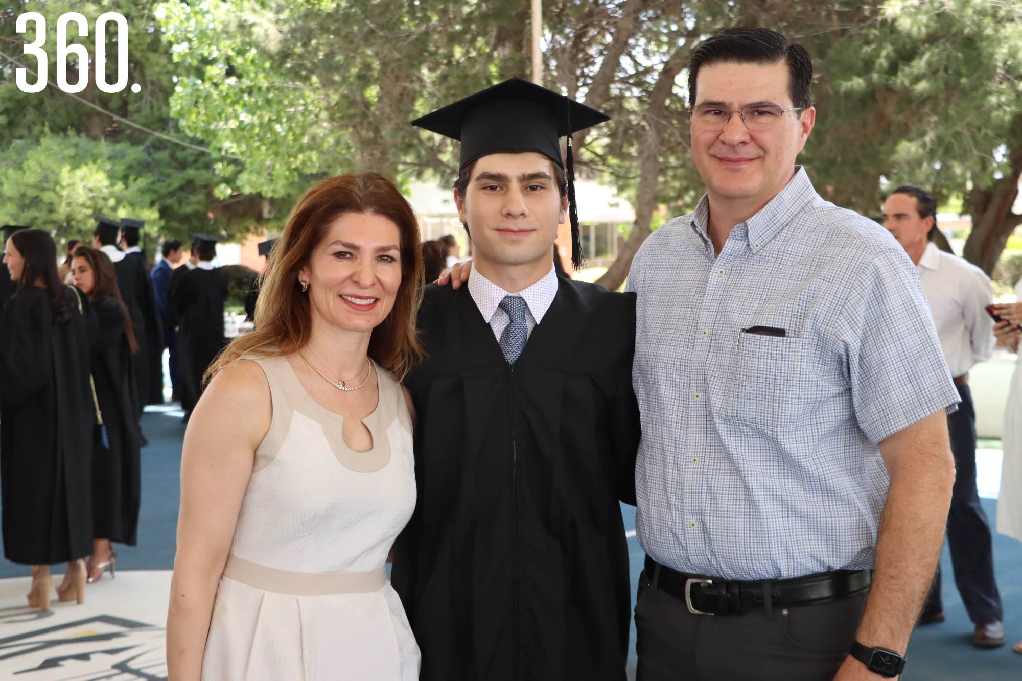 $!Sonia Charvel, Eugenio Ochoa y Jorge Ochoa.