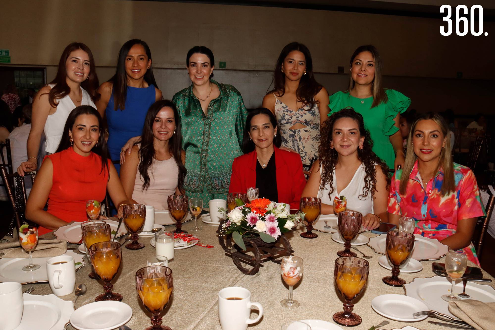 $!FESTEJAN DÍA DE LAS MADRES: INSTITUTO NORTH HILL