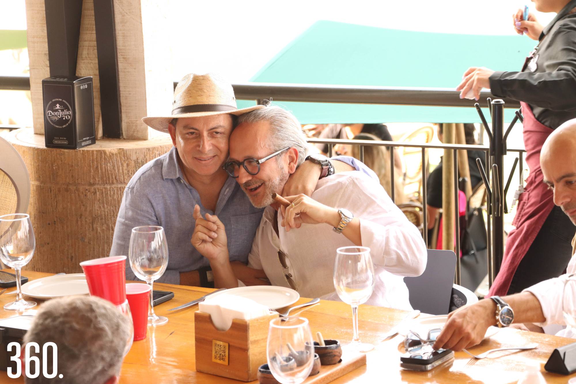 $!FESTEJAN A LIZZY EN LOS VIÑEDOS