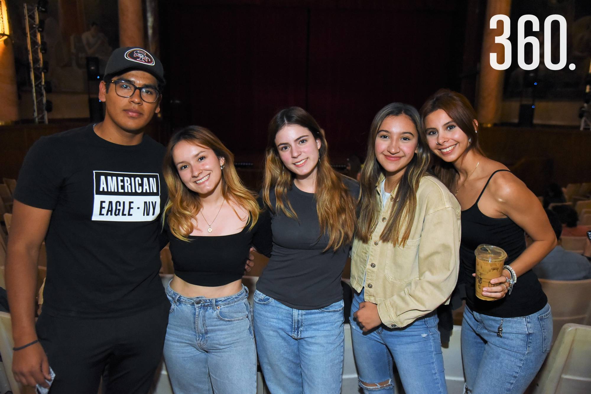 $!Pepe Téllez, Natalia Arizpe, María Sofía Gómez, Pati Saucedo y Larissa Siller.
