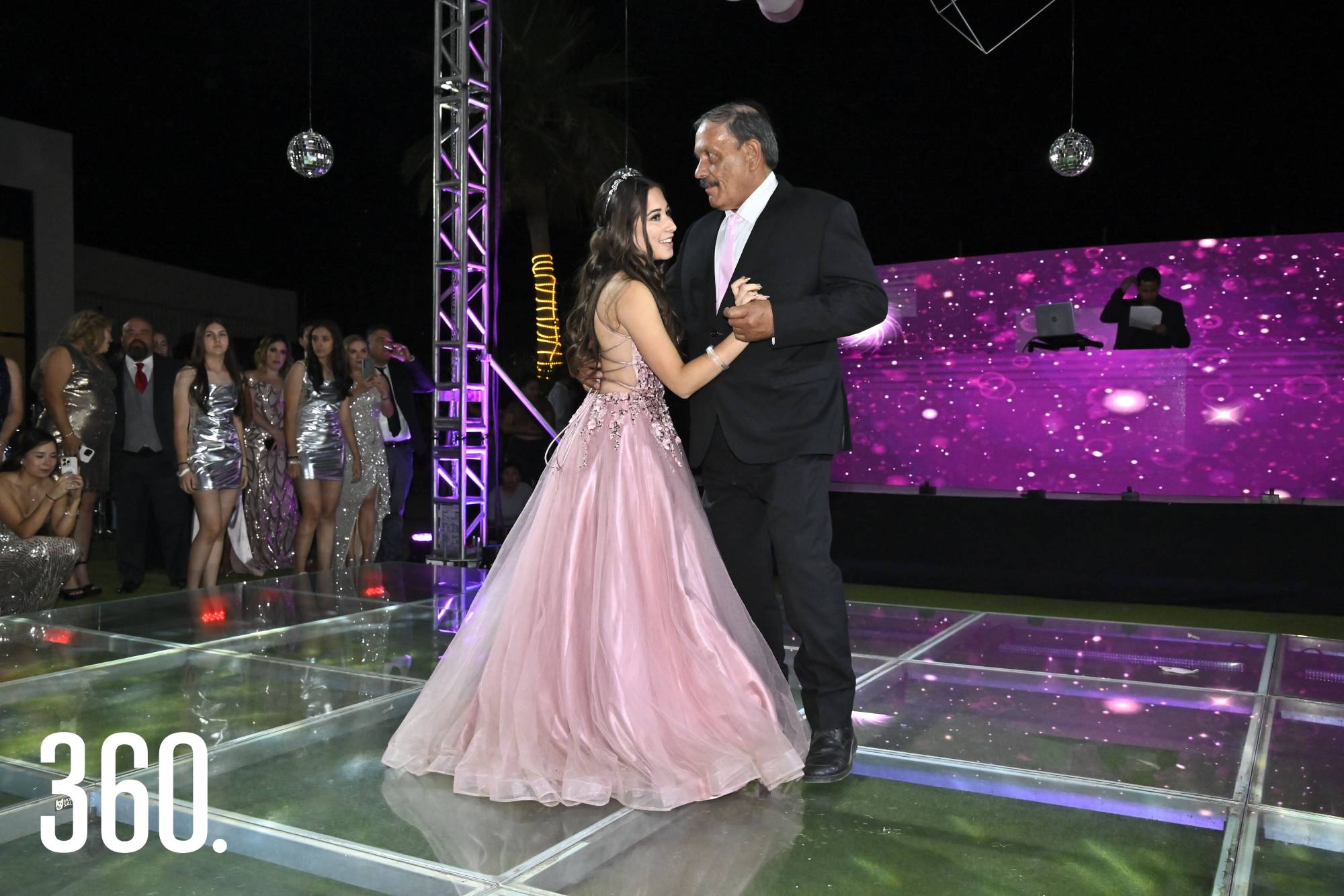 $!MONTSERRAT COSS CELEBRA SUS XV AÑOS