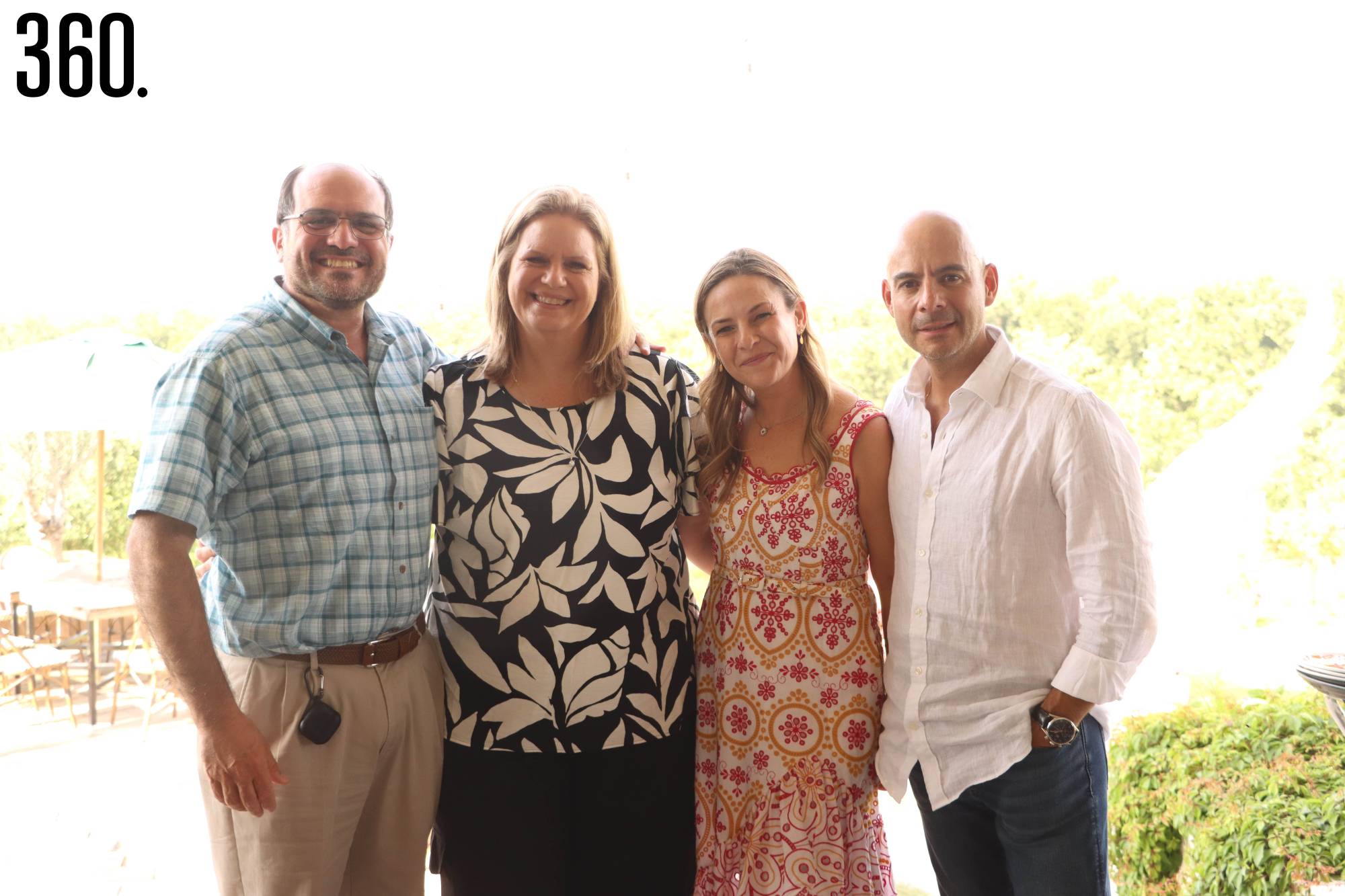 $!FESTEJAN A LIZZY EN LOS VIÑEDOS