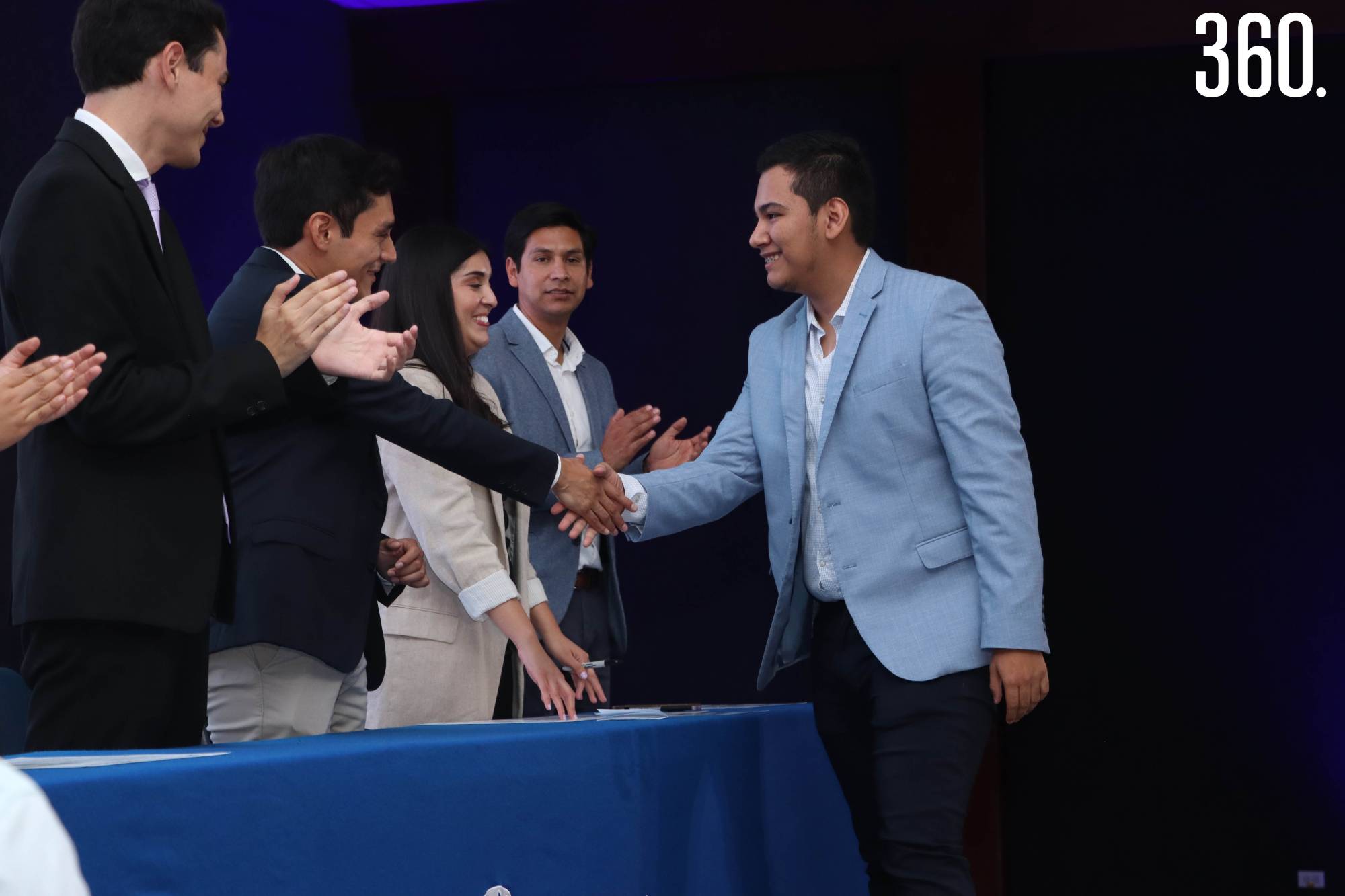 $!GRUPOS ESTUDIANTILES DEL TEC DE MONTERREY TOMAN PROTESTA