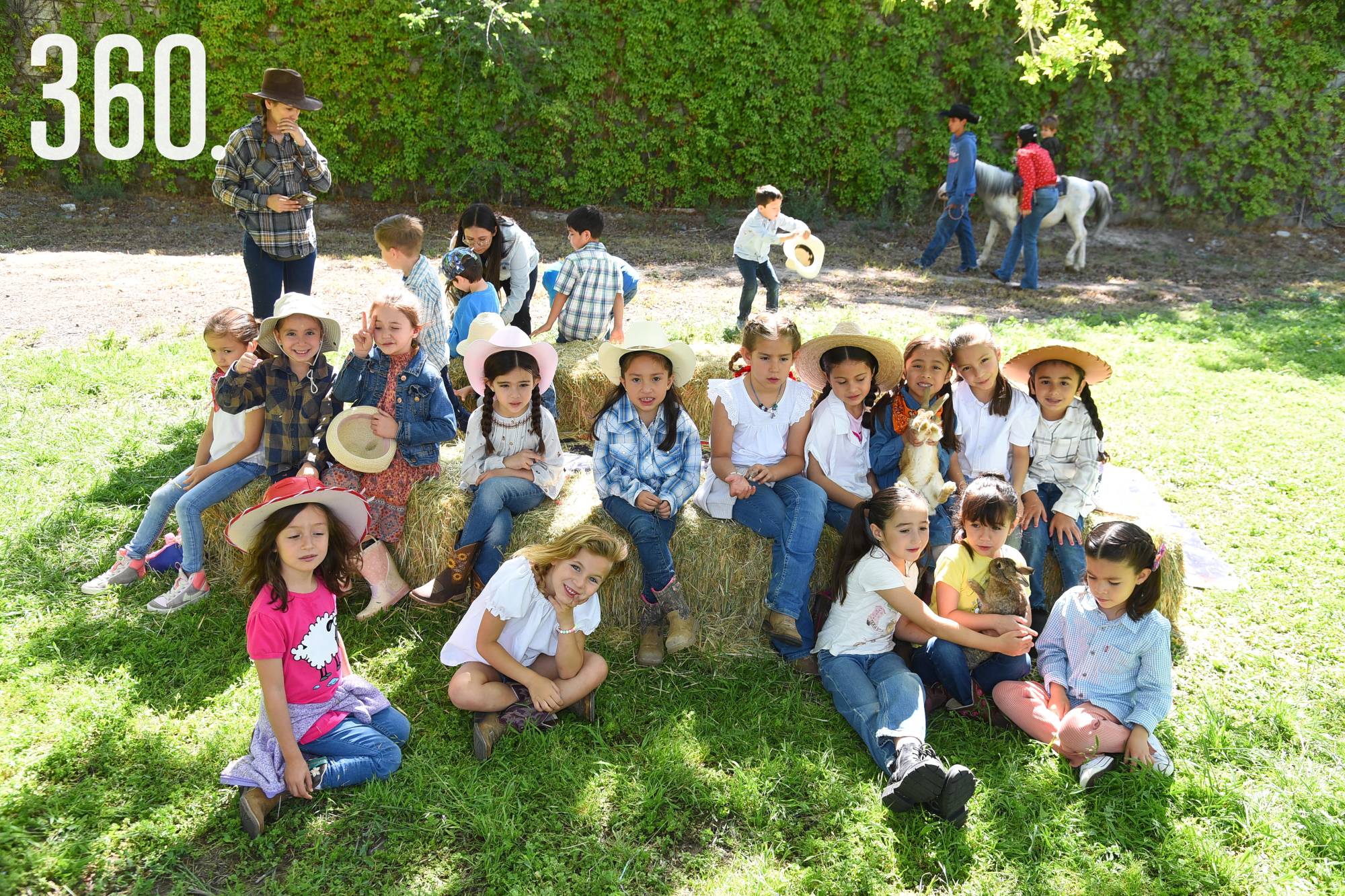 $!Niñas del grupo de cinco años.
