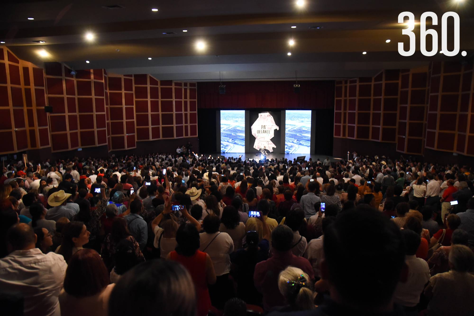 $!Asistentes al evento.
