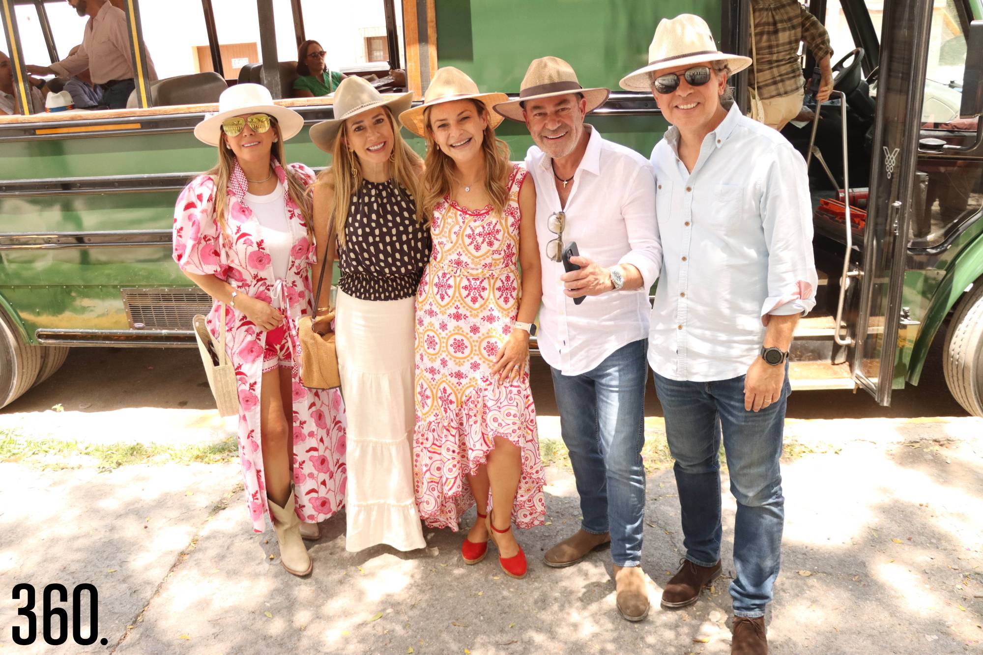 $!FESTEJAN A LIZZY EN LOS VIÑEDOS