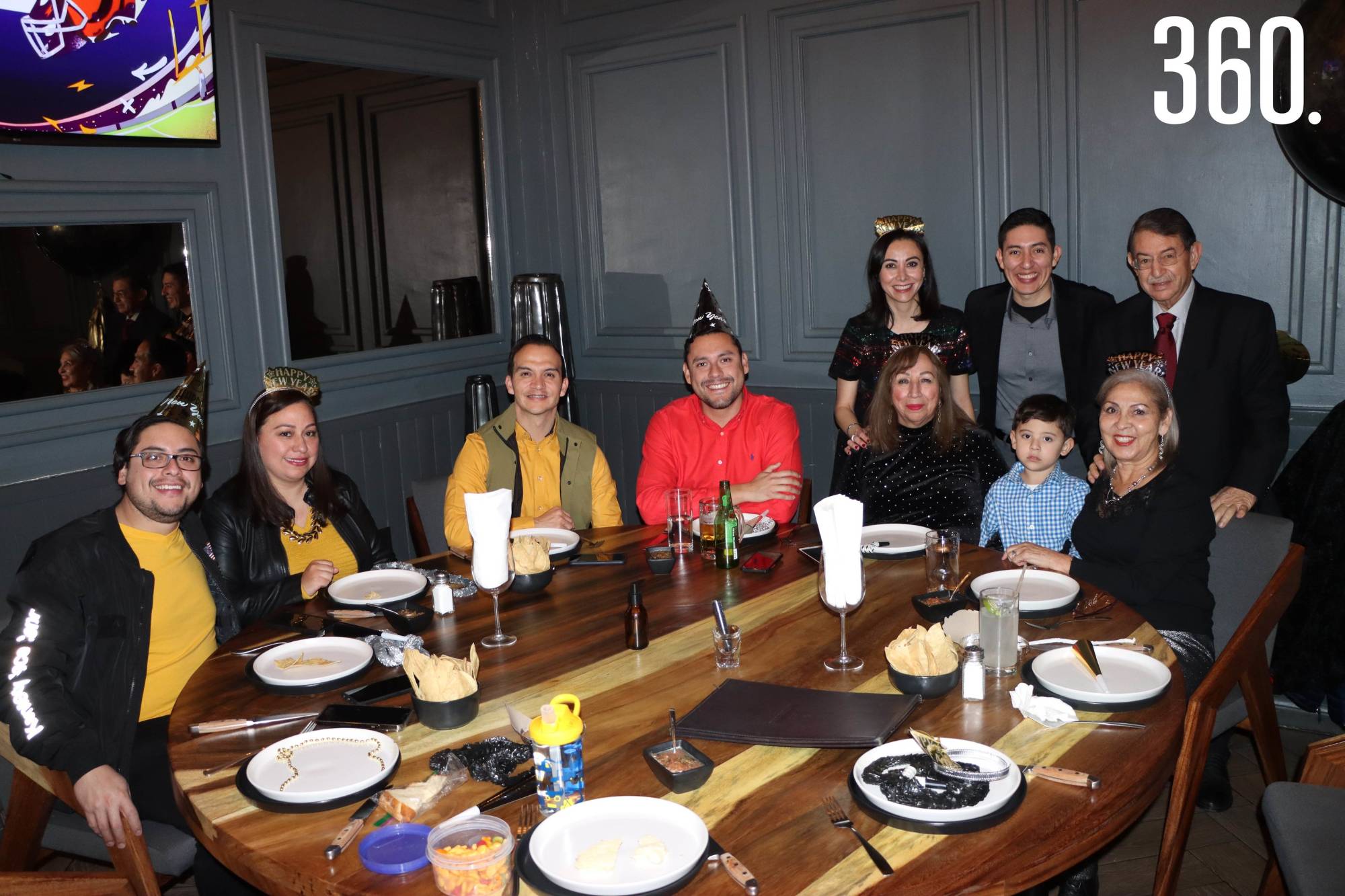 $!Familia Ortiz y Familia Garay.