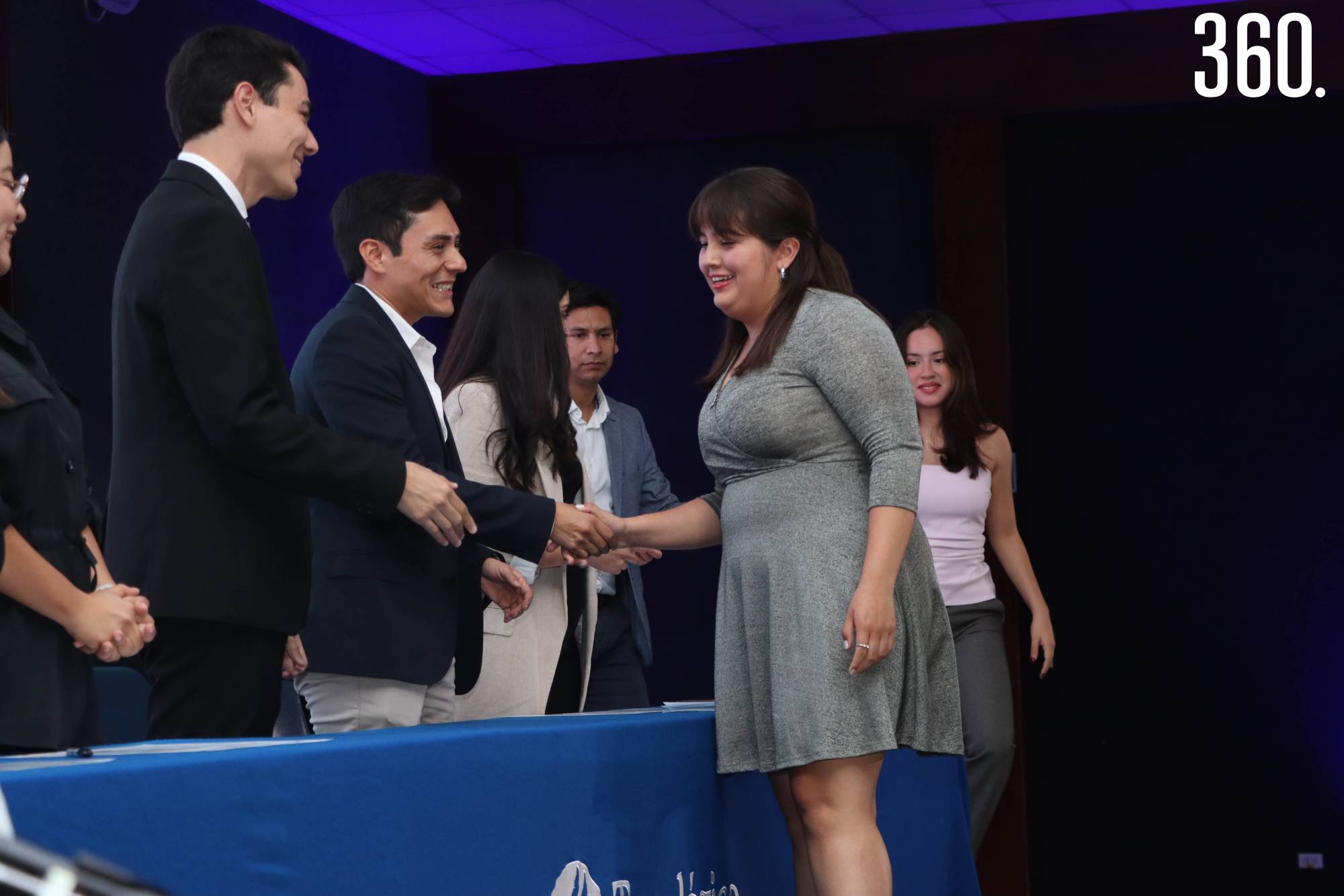 $!GRUPOS ESTUDIANTILES DEL TEC DE MONTERREY TOMAN PROTESTA