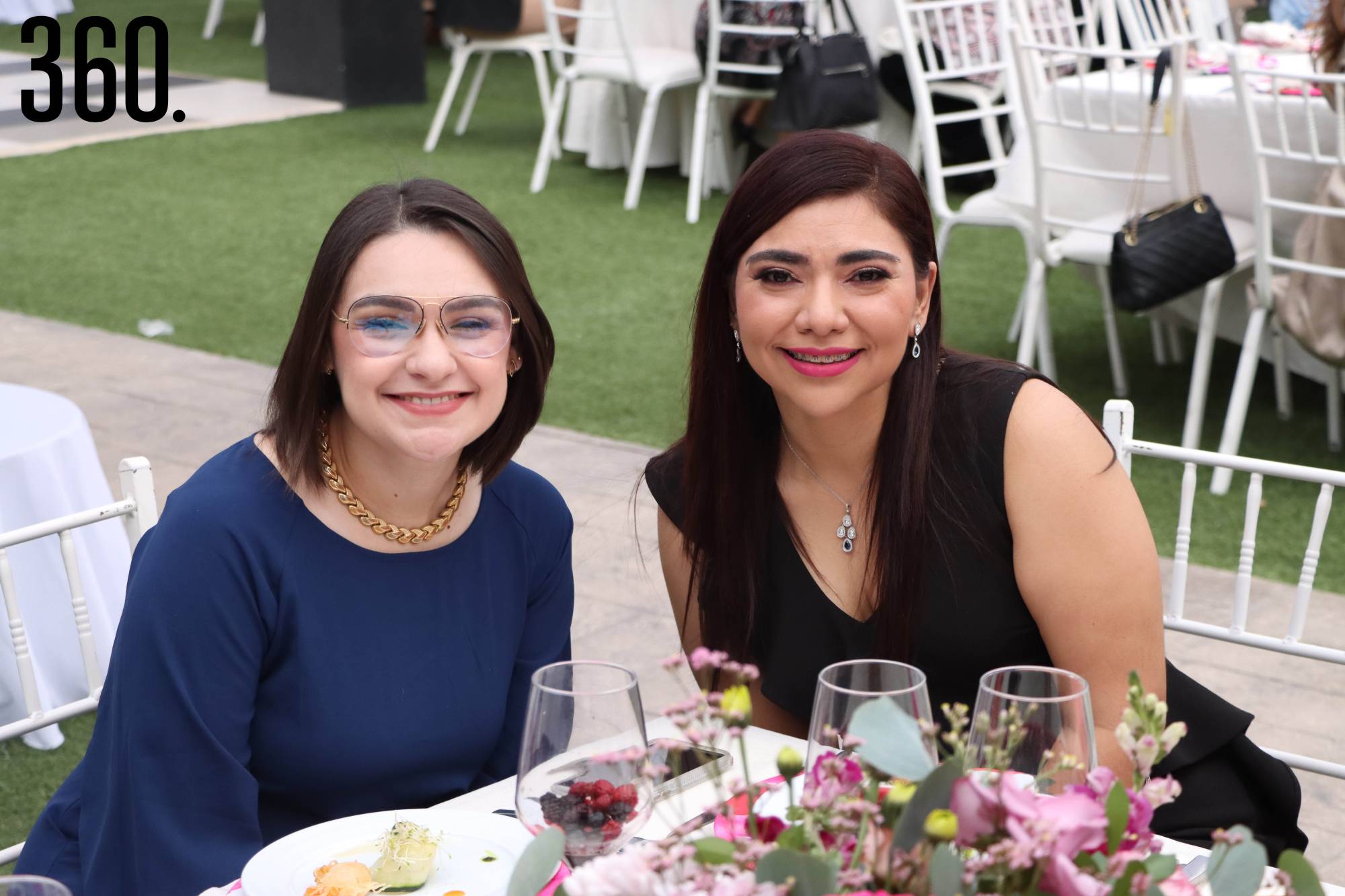 $!Paola Garza y Verónica Aguilar.