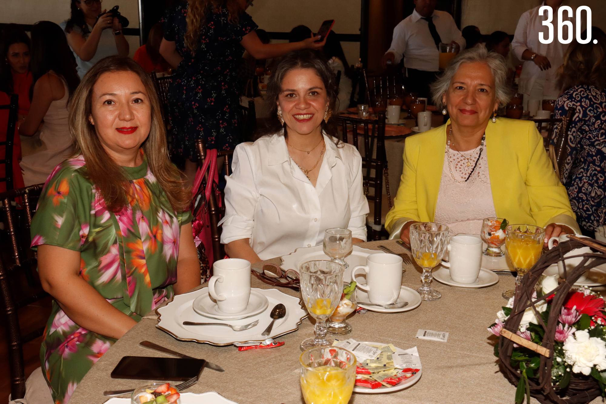 $!FESTEJAN DÍA DE LAS MADRES: INSTITUTO NORTH HILL