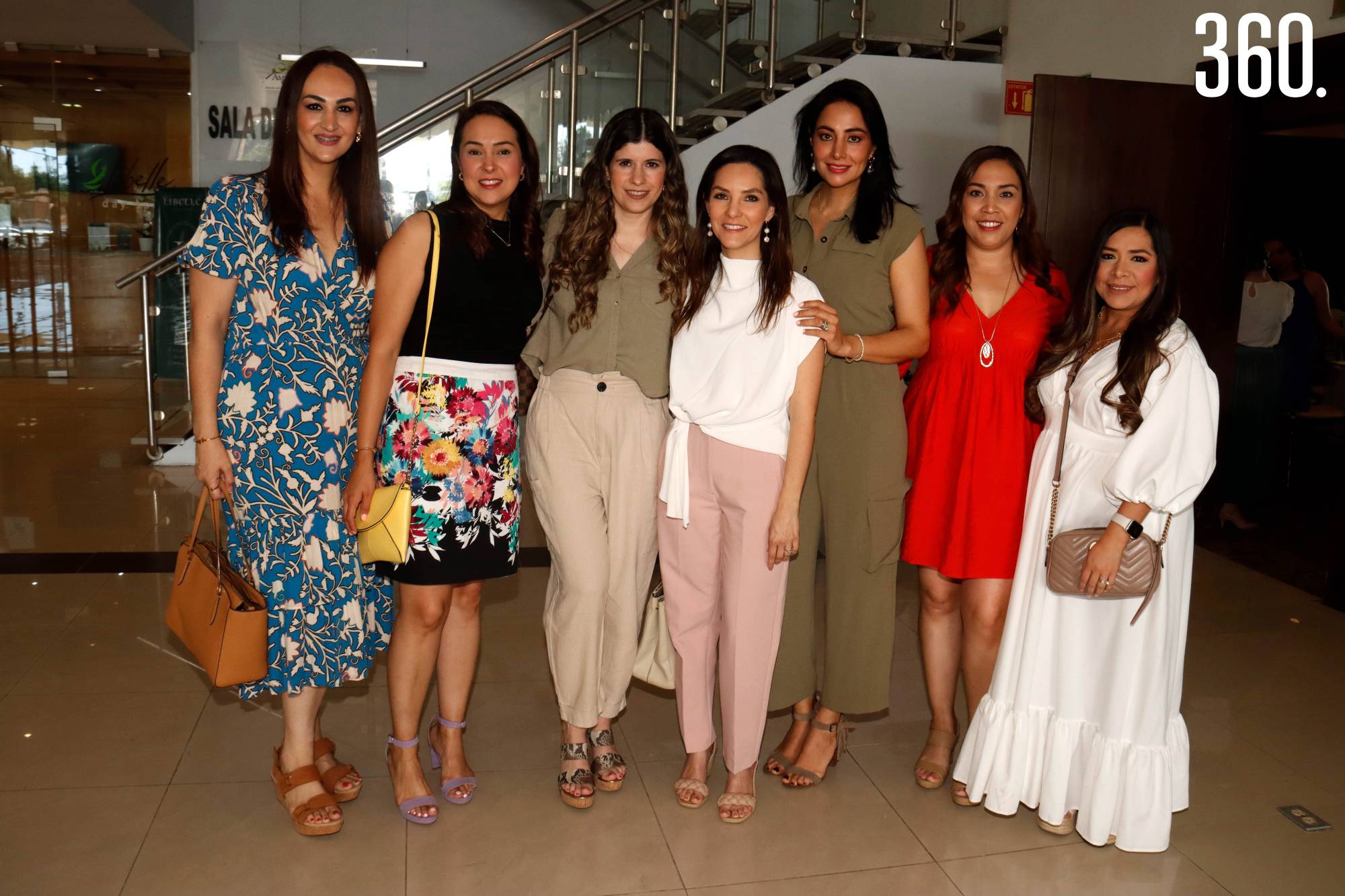 $!FESTEJAN DÍA DE LAS MADRES: INSTITUTO NORTH HILL