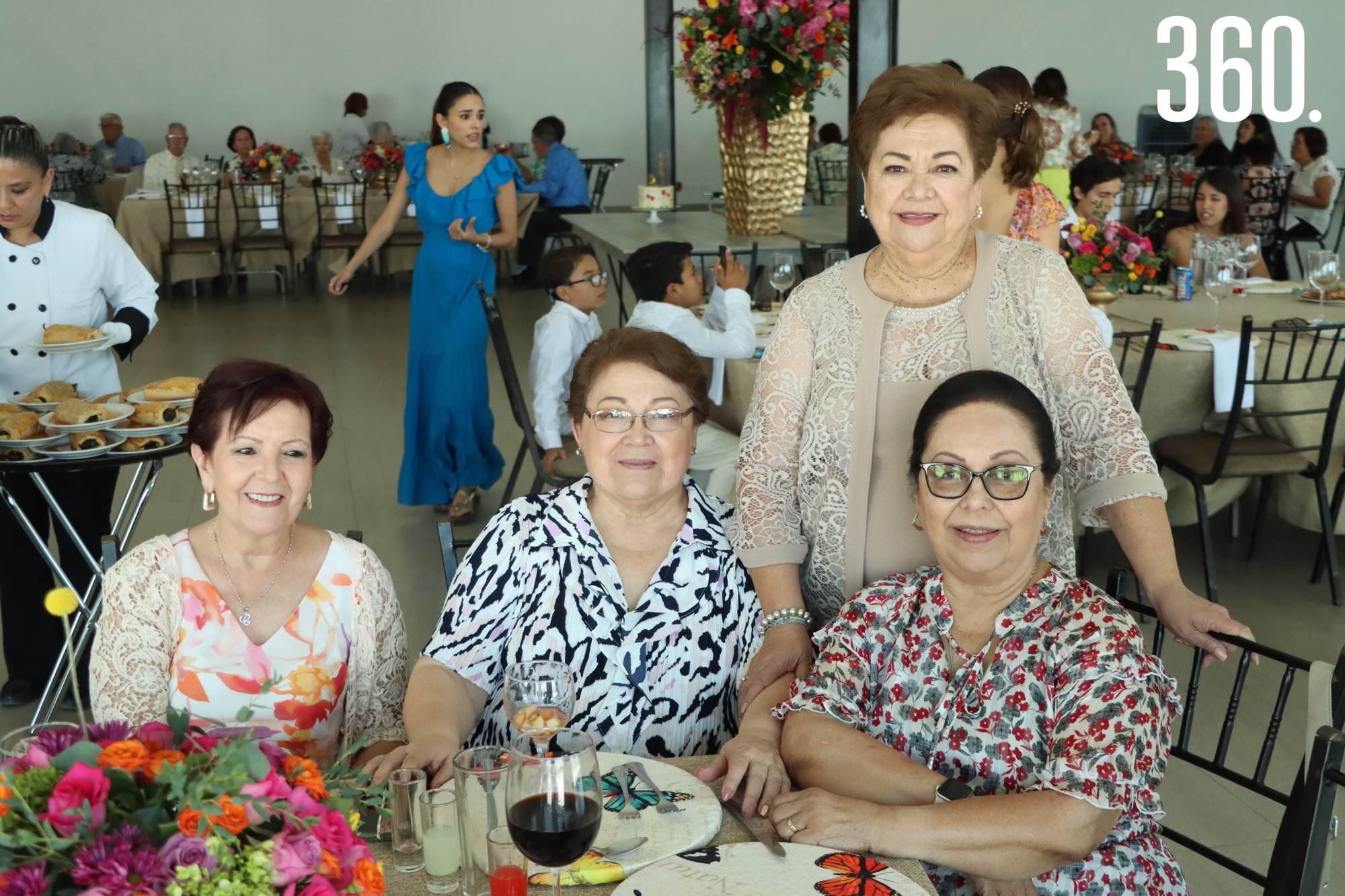 $!Hilda con Cecilia Arredondo, Angélica Escalera y María Cristina Escalera.