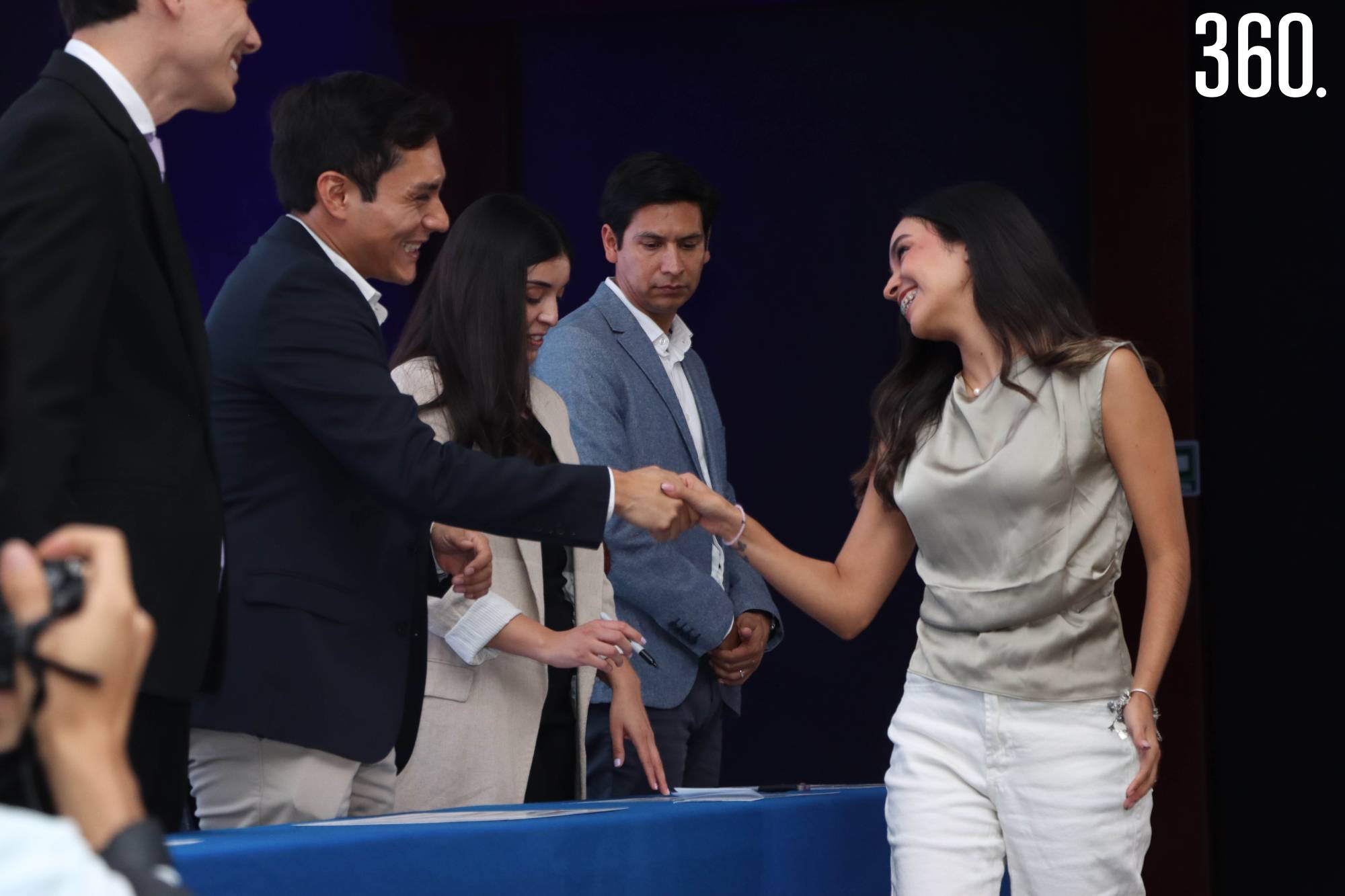 $!GRUPOS ESTUDIANTILES DEL TEC DE MONTERREY TOMAN PROTESTA
