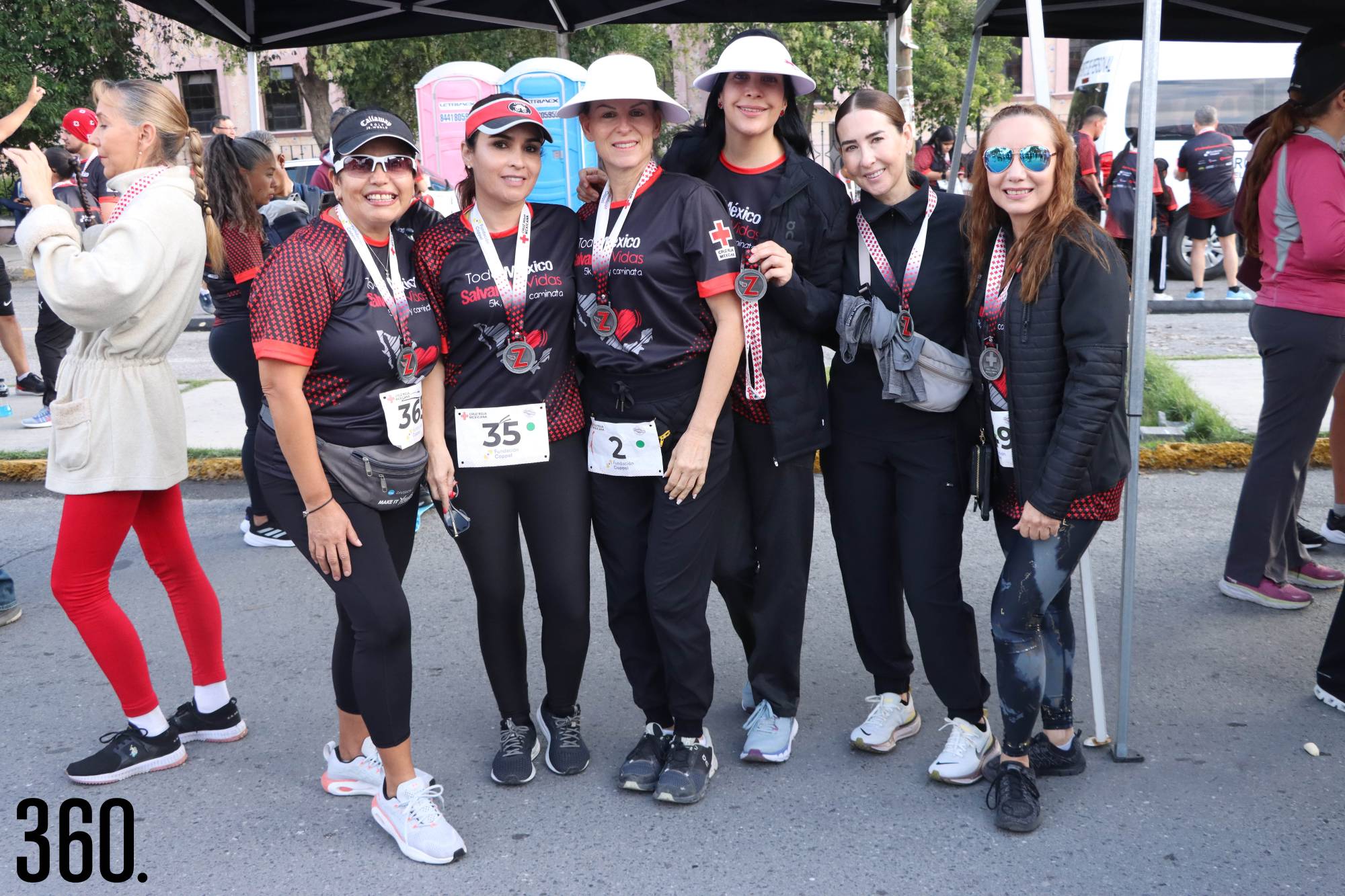 $!PARTICIPAN EN LA CARRERA DE LA CRUZ ROJA