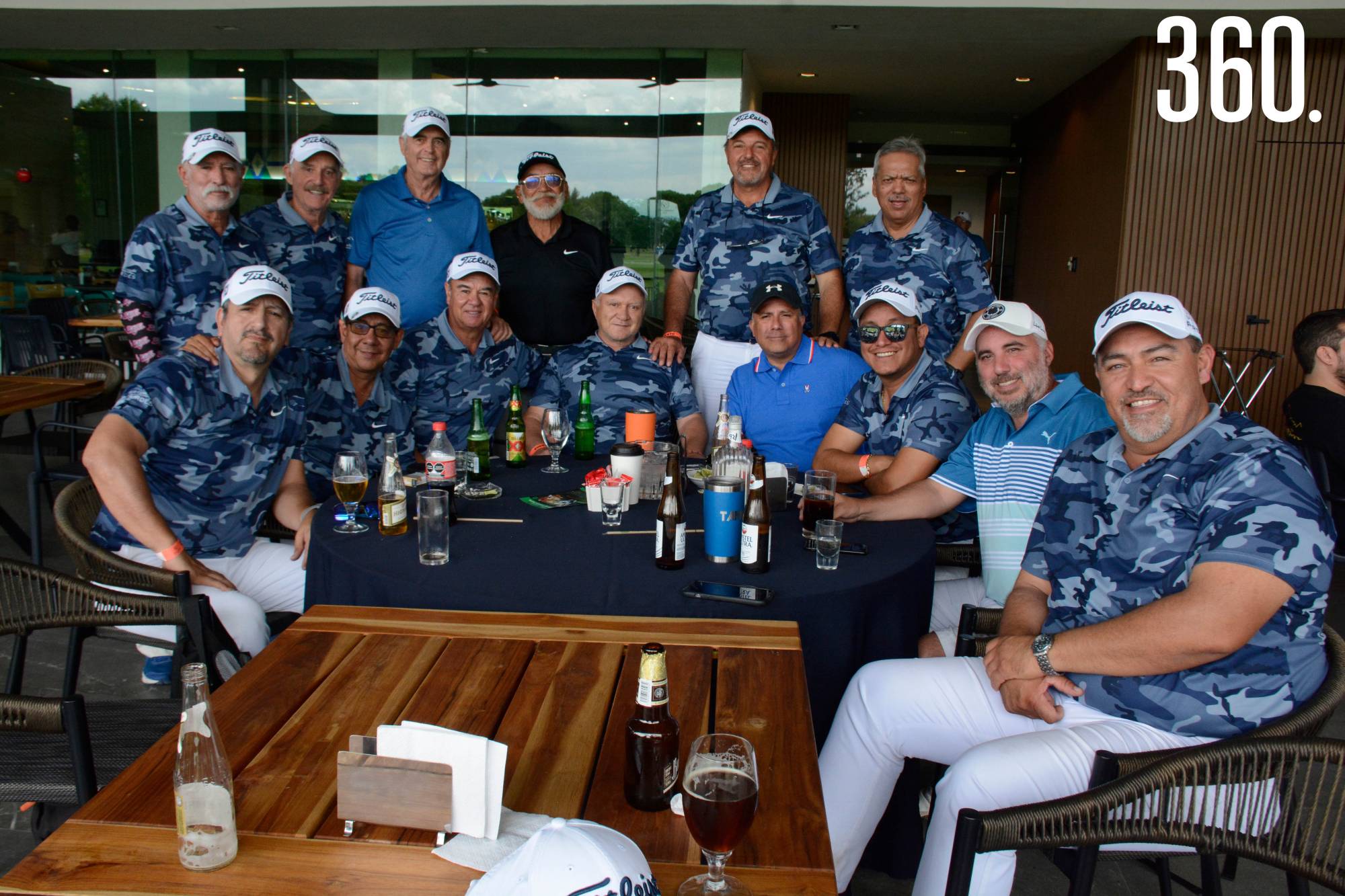 $!Integrantes del equipo Seniors del Club Campestre Lourdes obtuvieron el tercer lugar con un score de 617.8.