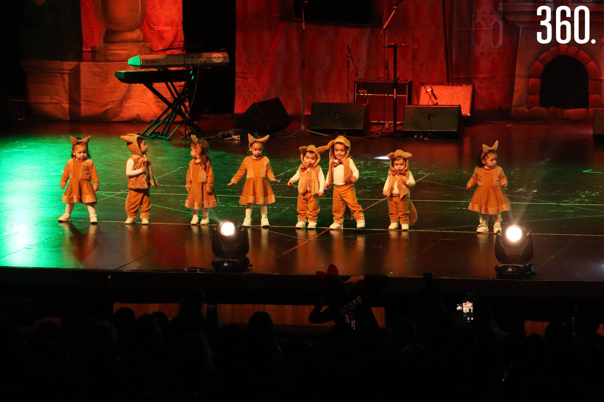 $!En el primer show participaron niños de Baby North Hill y kínder.