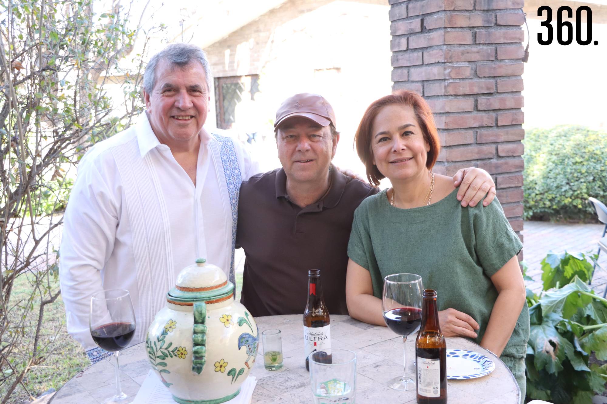 $!Armando Prado, Carlos Ortiz y Argentina Cárdenas.