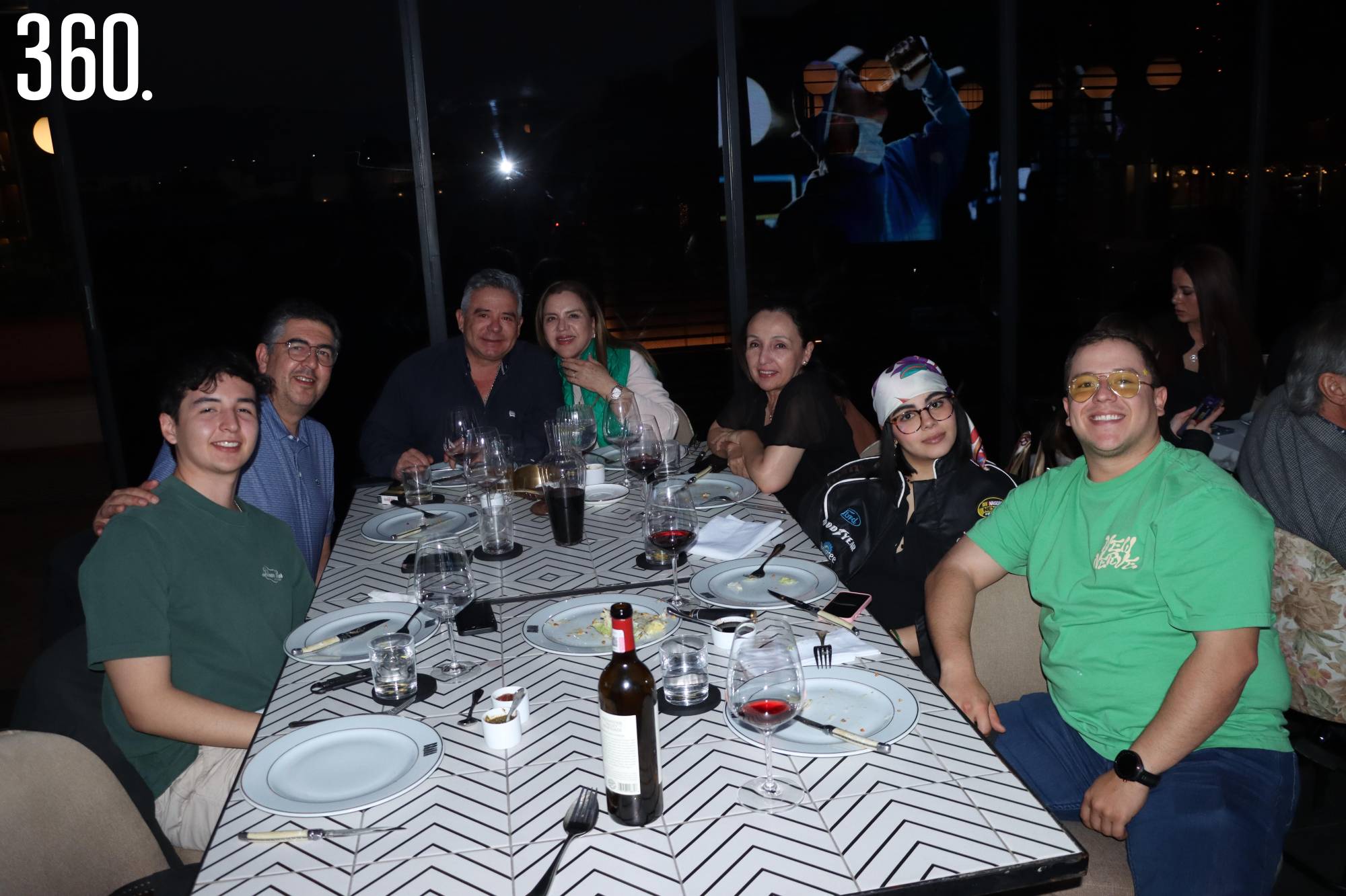 $!Ray Zertuche, Ray Zertuche, José Luis Figueroa, Silvia Flores, Martha Campo, Daniela Ayala y Joshua Figueroa.