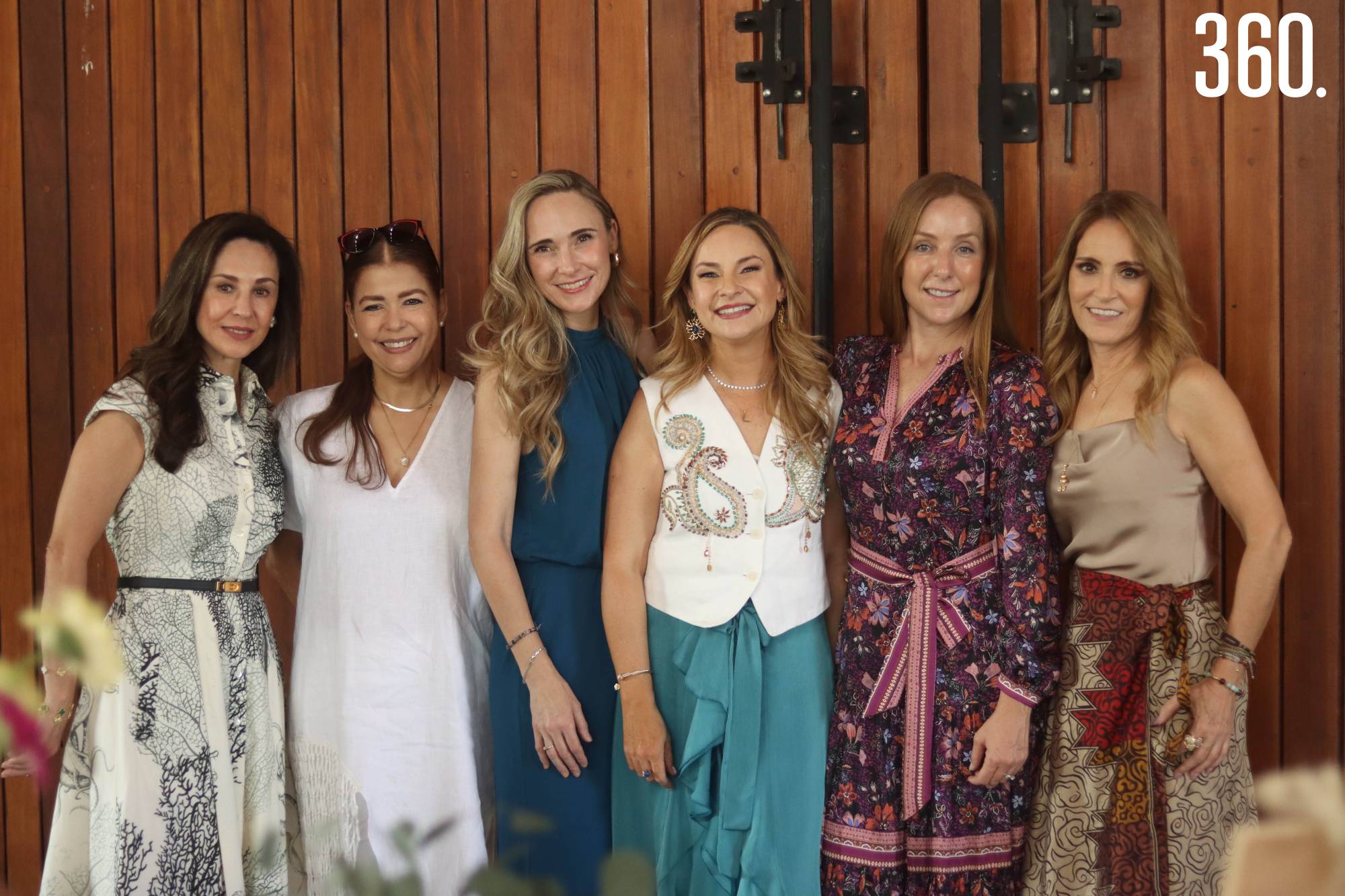 $!FESTEJAN A LIZZY EN LOS VIÑEDOS