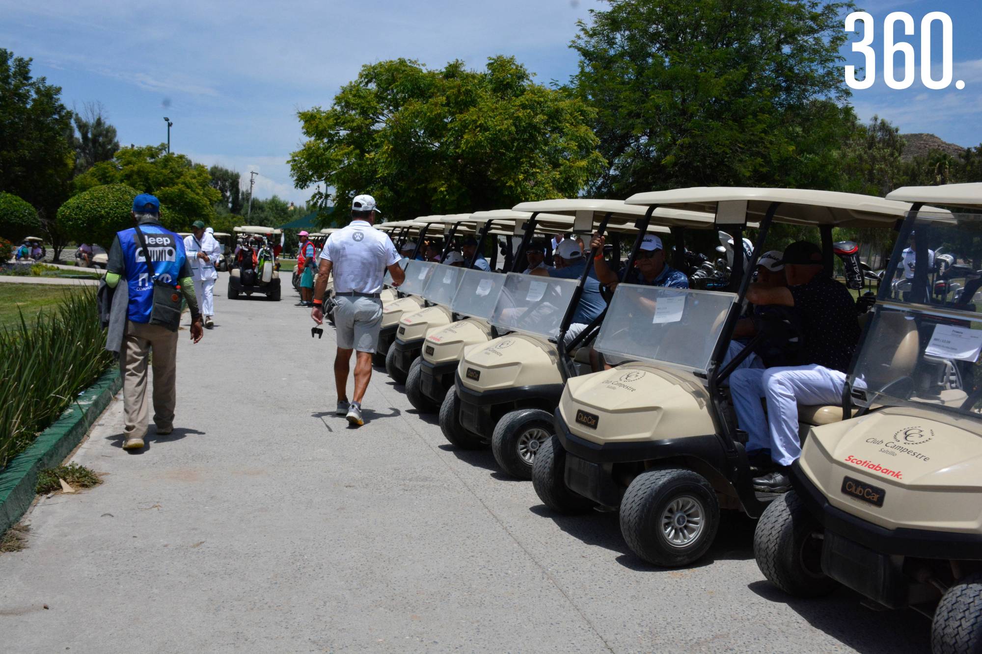 $!229 golfistas de once clubs del Norte de México participaron en el Torneo de Golf Interclubs Seniors de la Zona Norte realizado en el Club Campestre de Saltillo.