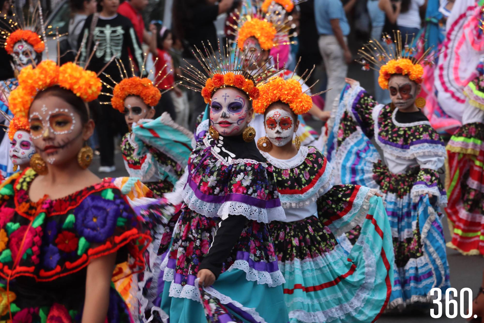 $!Cada persona le daba un toque especial a su catrín o catrina.