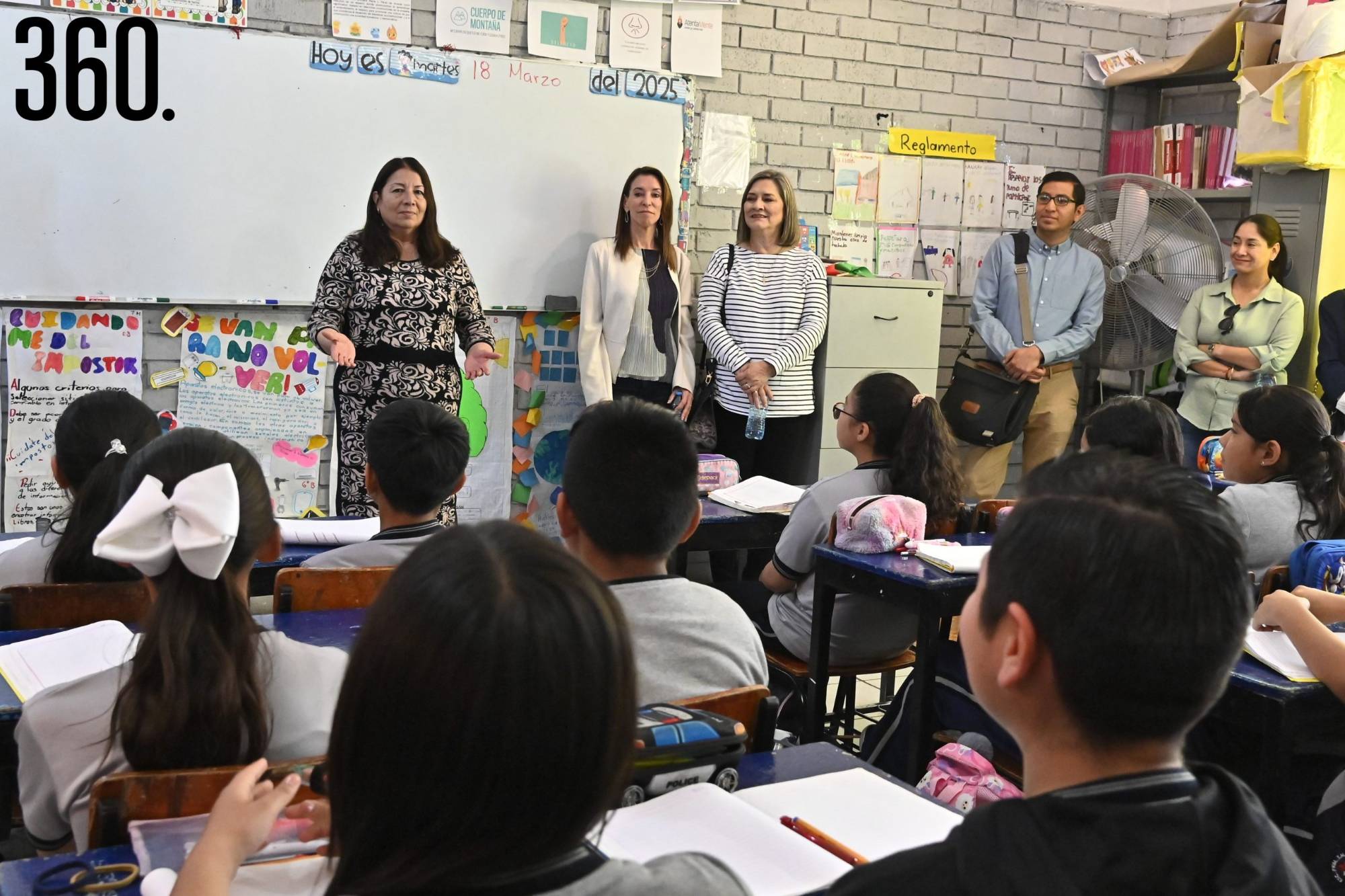 $!Las representantes de la iniciativa estuvieron presentes en la implementación en el aula de los conocimientos adquiridos.