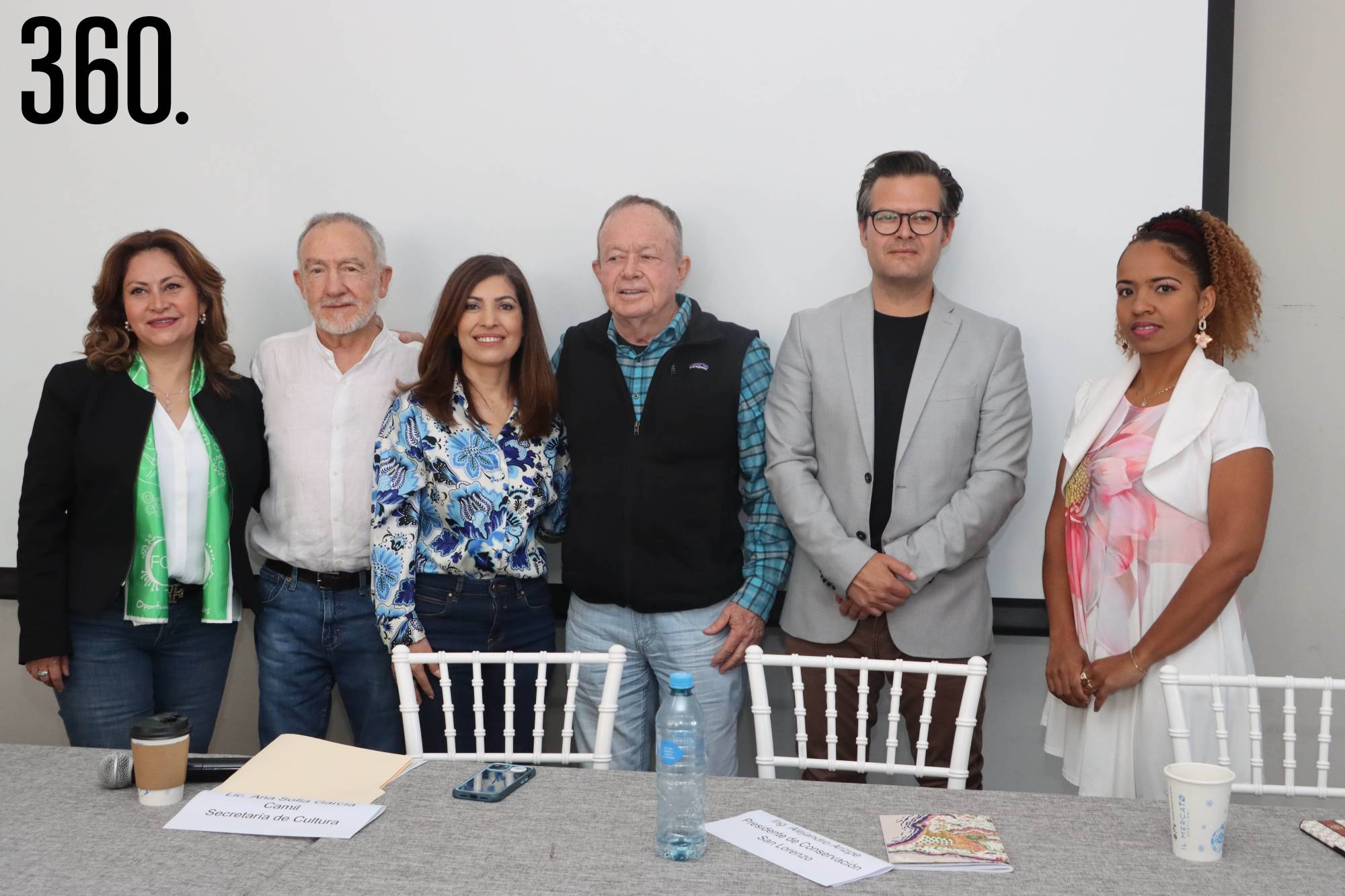 $!Marissa de la Rosa de FOE, Popo Arizpe director artístico, Ana Sofía García Camil Secretaria de Cultura, Alejandro Arizpe Narro de Conservación San Lorenzo, Natanael Espinoza de la OFDC y Milfren Pozo directora vocal.