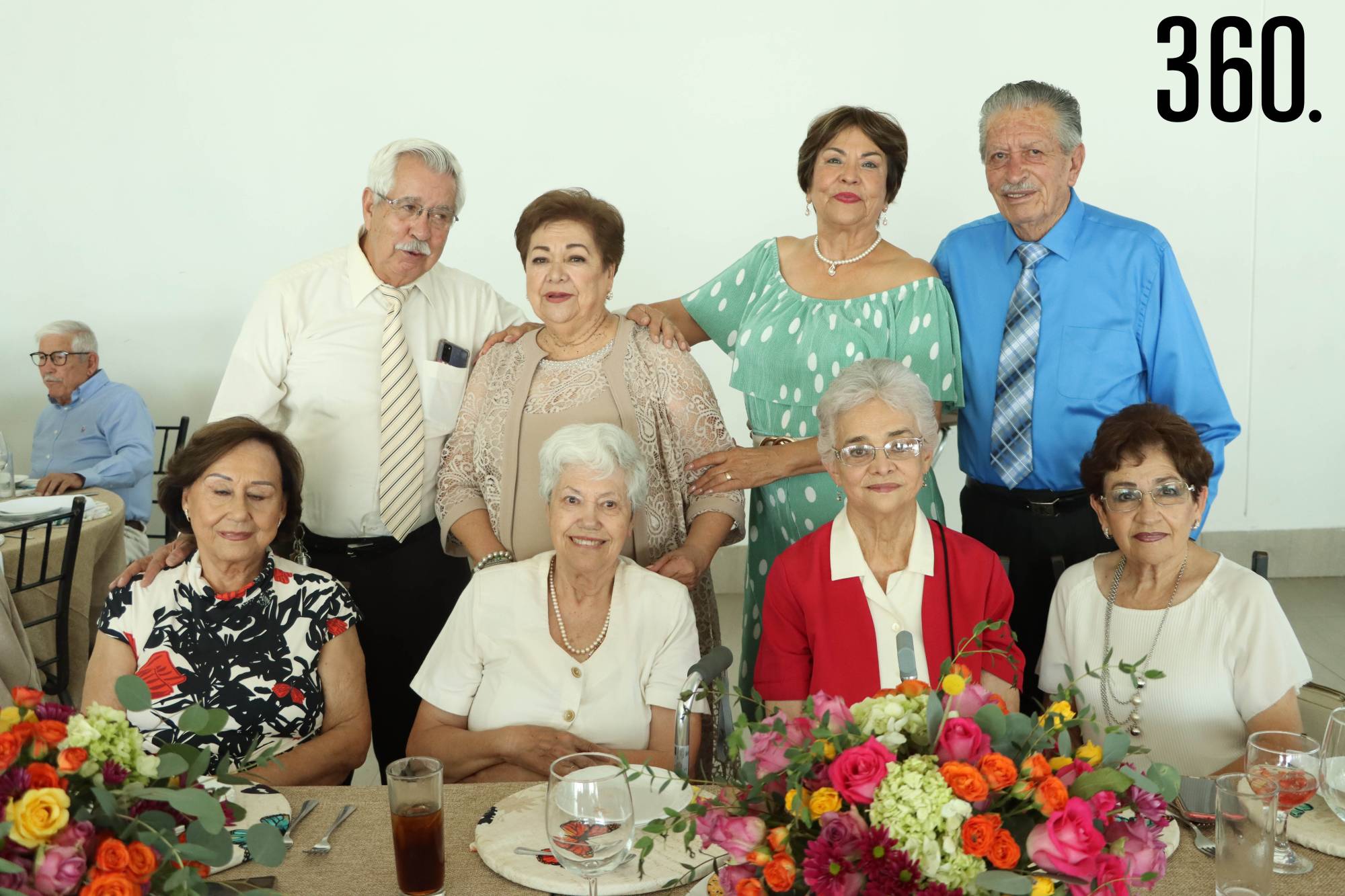 $!Filiberto Morales, Hilda Escalera, Rosa Espinosa, Heriberto Cortes, Armandina Morales, Diana Ramos, María Esther Aguirre y Dora Elia de Rodríguez.