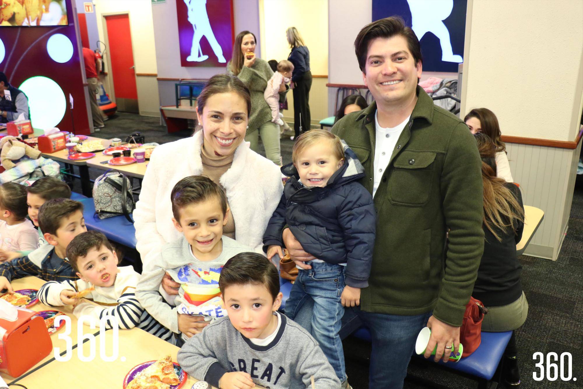 $!FESTEJAN CUMPLEAÑOS DE EMILIANO MEDRANO EN CHUCK E. CHEESE´S