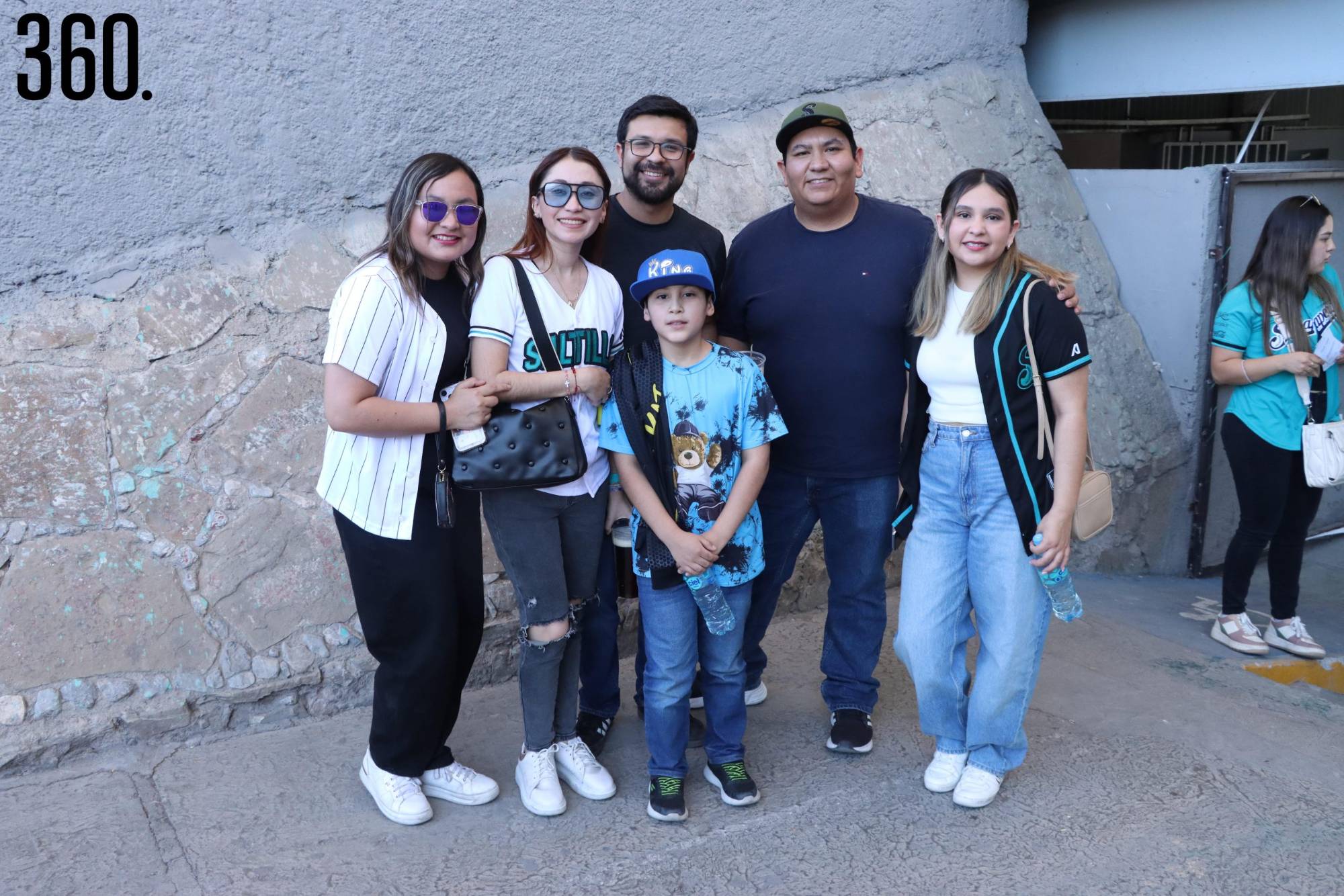$!Marifer, Annie, Tomás, Alan, Víctor y Fanny García.