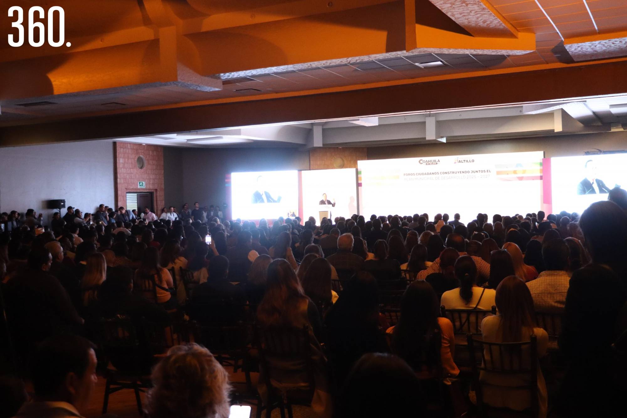 $!Asistentes al evento.