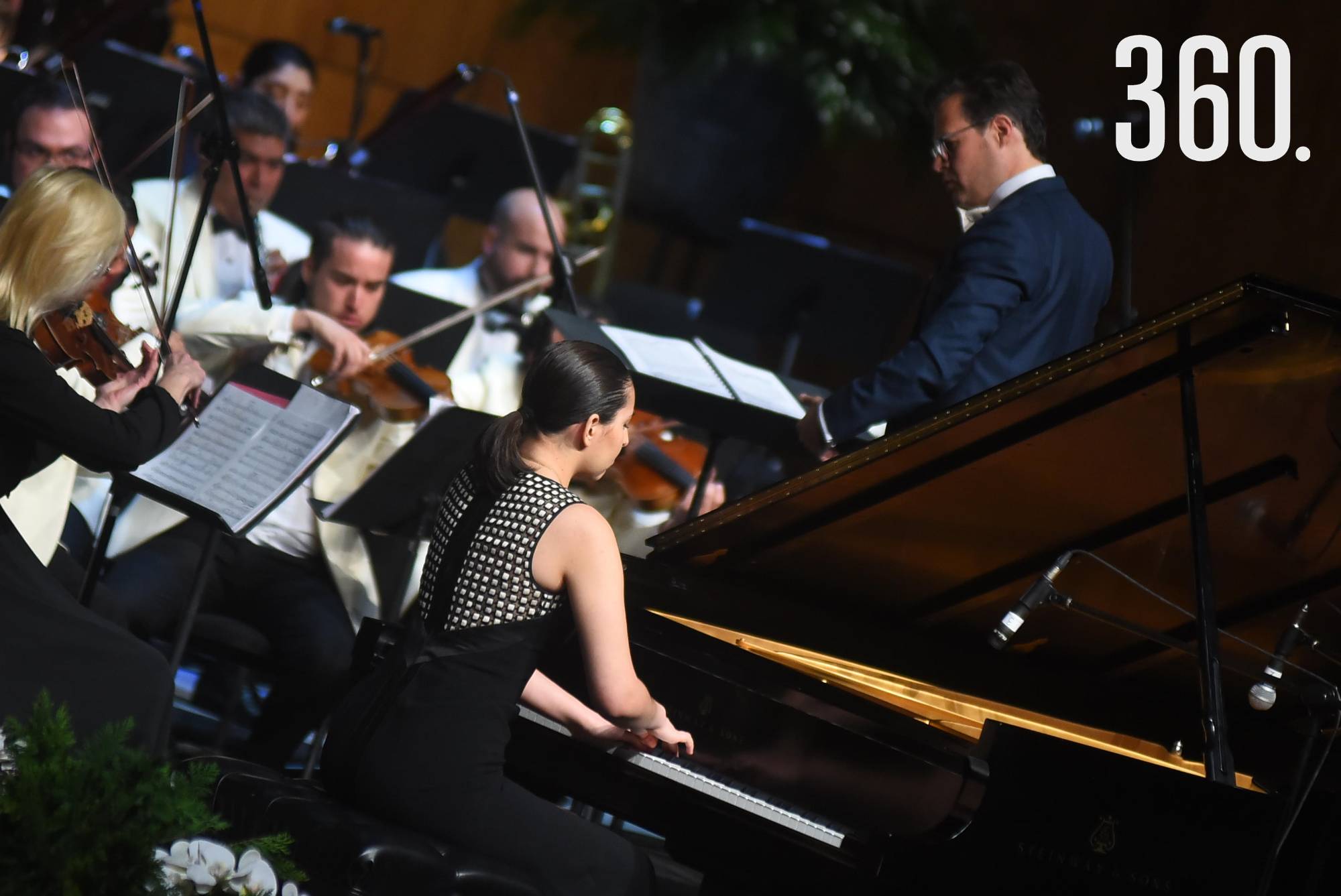 $!DISFRUTAN DE NOCHE DE PIANO EN EL TEATRO DE LA CIUDAD