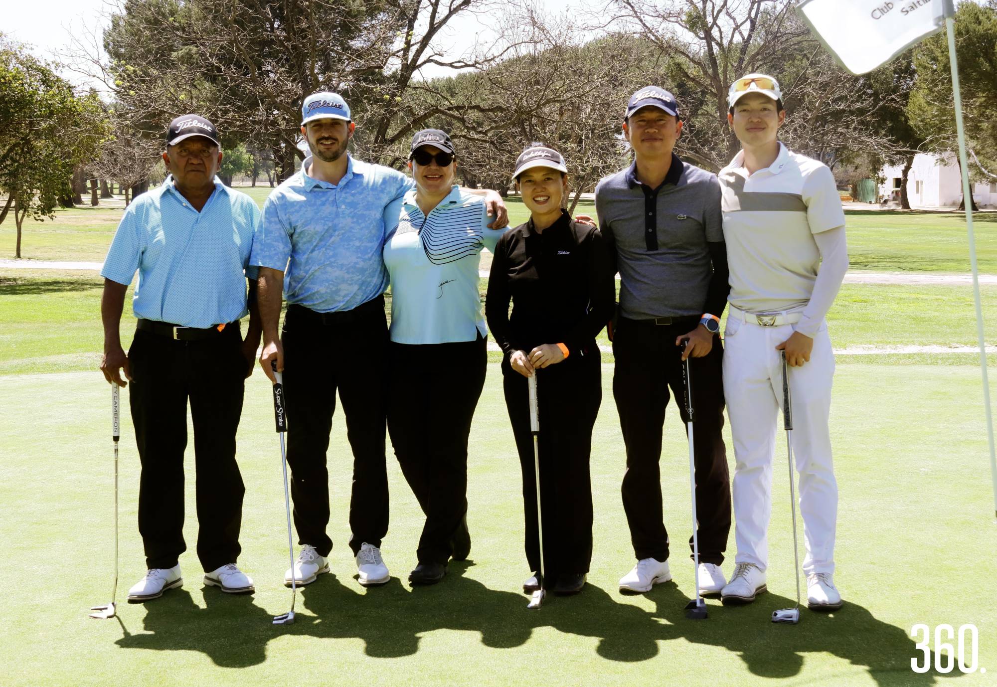 $!Santiago Contreras, José Luis Figueroa, Silvia Flores, Cindy Jeong, James y Alex Oh.