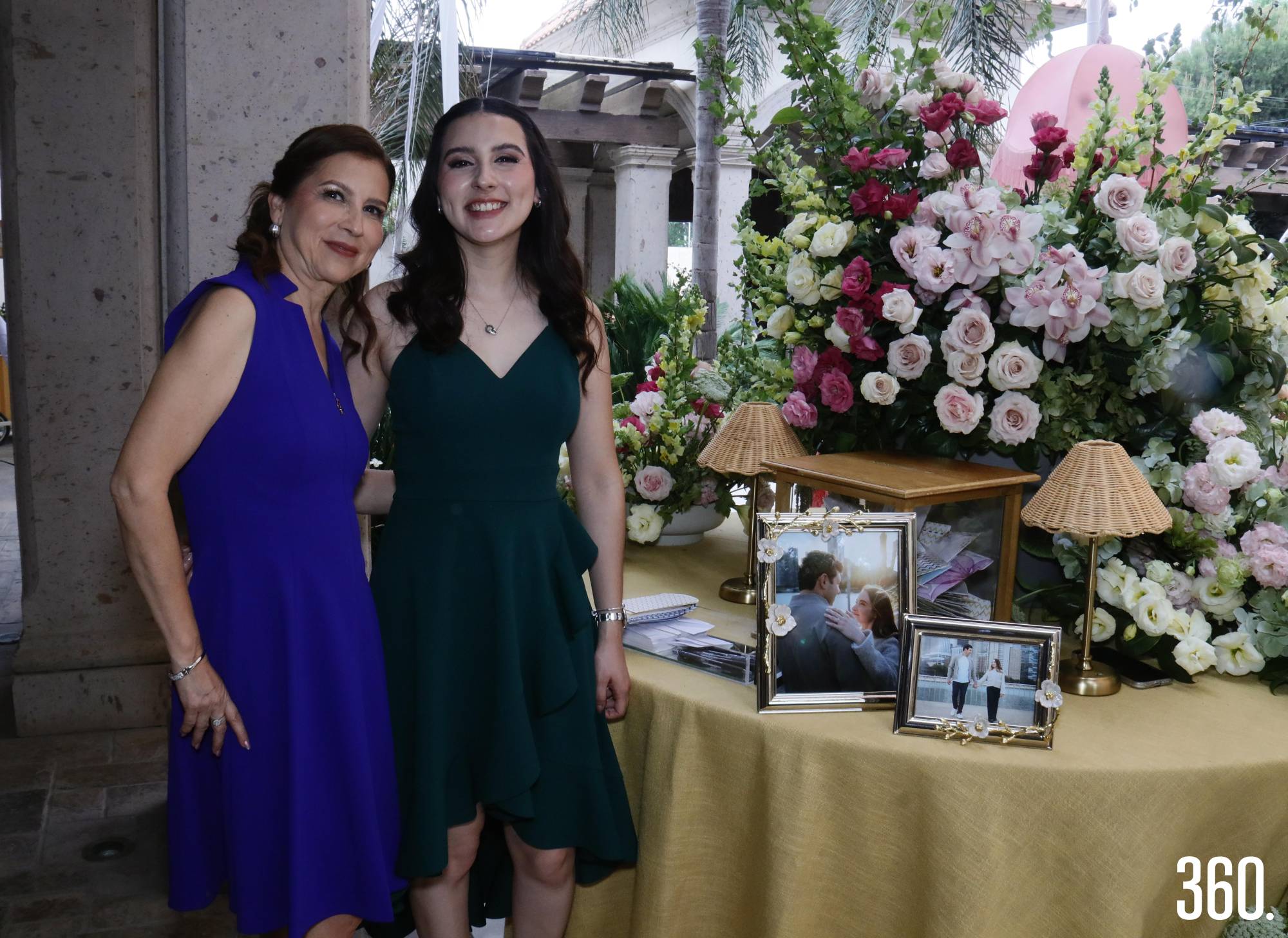 $!Maritza Rentería con su hija Ana Valdez Rentería.