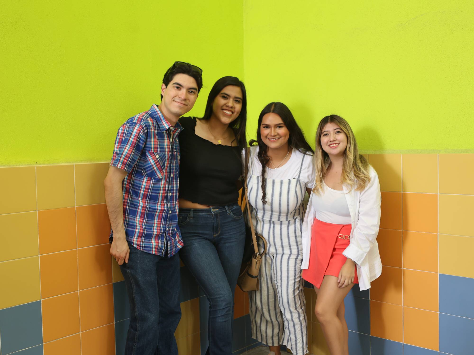 $!David Chavero, Mariana Flores, Jade Cruz, y Natalia del Bosque.