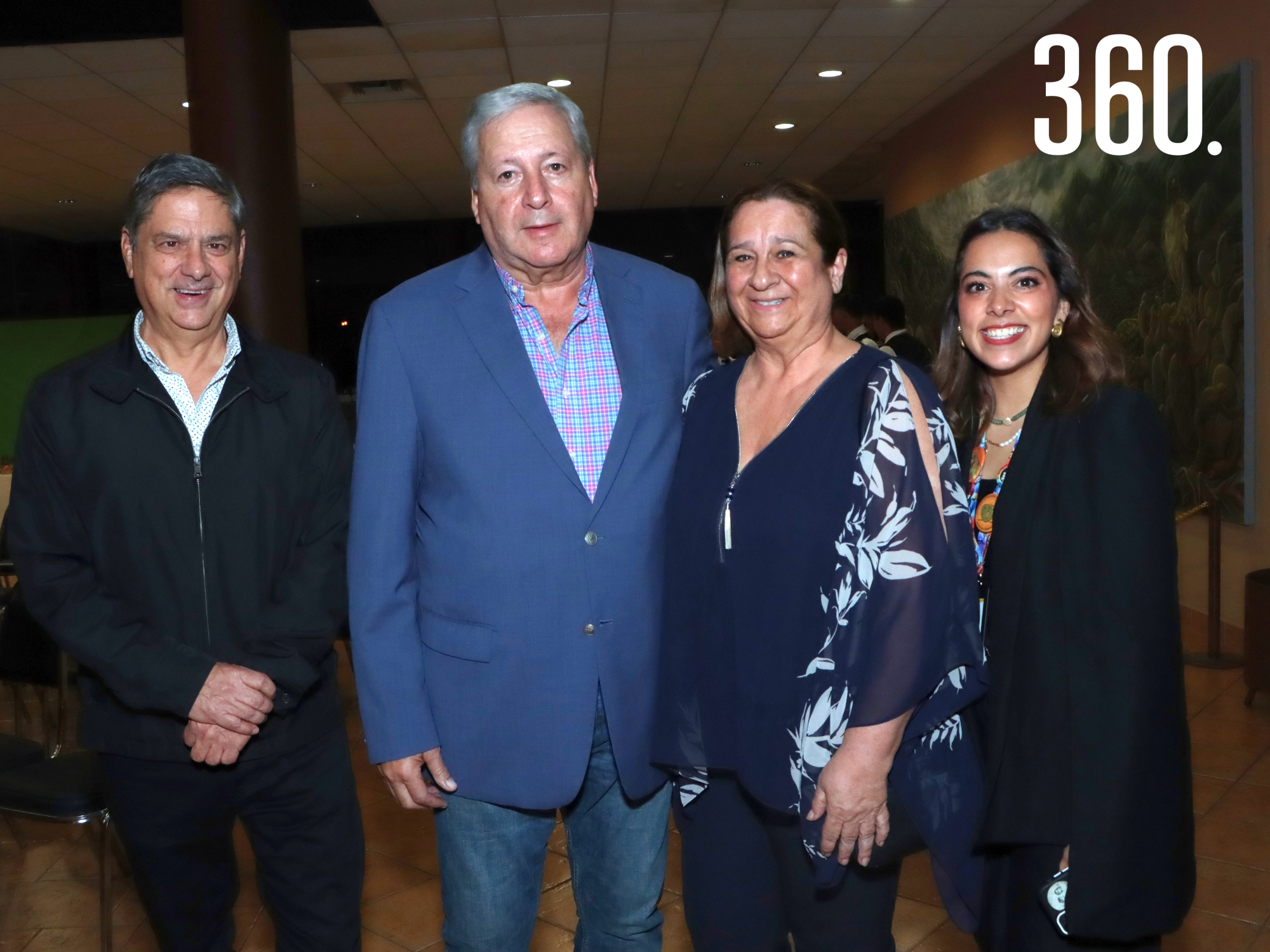 $!Arturo González, José María Fraustro Siller, Beatriz Dávila y Paola Martínez.