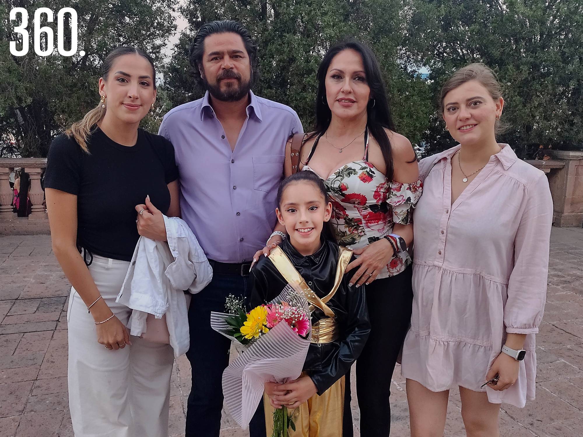 $!Melissa Rodríguez, Axel Ochoa, Verónica López Atilano, Isabella Valdés y Bárbara Aguirre.