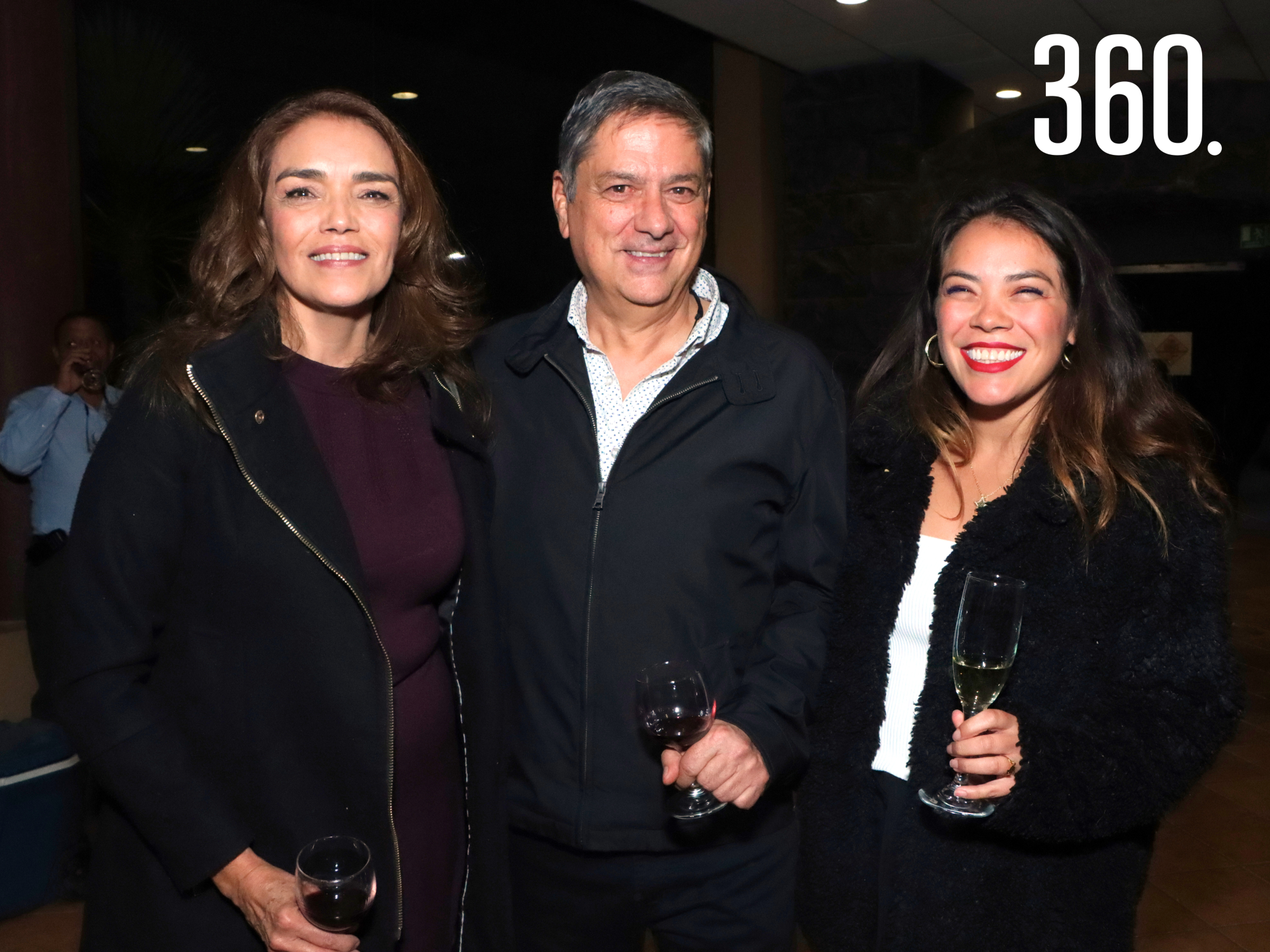 $!Alejandra Berrueto, Arturo González y Michel Montes de Oca Berrueto.