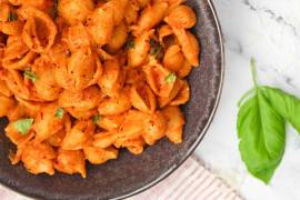 PASTA SPICY WHITE WINE DE GIGI HADID