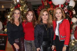 Melissa Moeller, Blanca Martínez, Betty Valdés y Gaby Cárdenas.