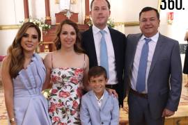 IKER MONTEMAYOR RECIBE LA PRIMERA COMUNIÓN