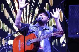 Nicho Hinojosa conquistó al público con sus grandes éxitos.