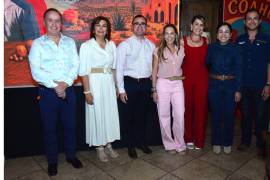 Juan Ramón Cárdenas, Martha Moncada, Luis Olivares, Cristina Amezcua, Lydia González, Sofía Delgadillo y Jesús Torres Gámez.