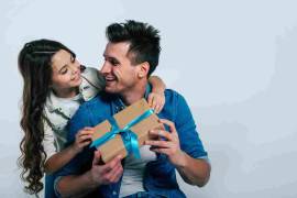Con el paso de los años, el amor y la admiración por un padre encuentran nuevas formas de expresarse y agradecerse.