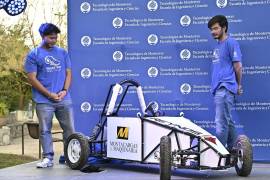 Los autos fueron presentados en la Plaza Borrego.
