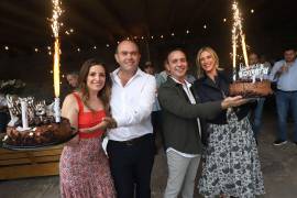 Lily Cepeda, Arturo Mendel, Roberto Cabello y Steffany Stamos.