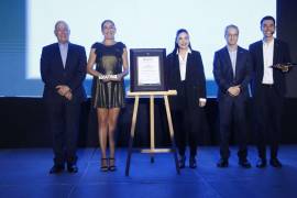 Eduardo José Hochmann., Zaraí Salvador Mátar, Claudia Félix, Luis Arizpe y Adrián González.