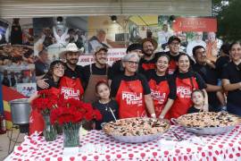 La familia Zamora honró la memoria de Augusto Zamora, parrillero que participó año con año en el festival.