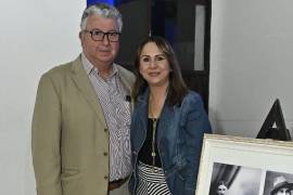 Ariel Gutiérrez y María Elena Saldaña.